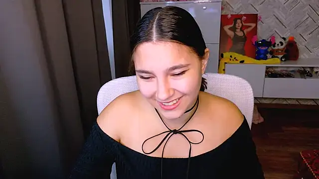 Snapshot of Arianna_Grend chatting on 09-23-25, 12:19 Arianna Grend online show from 09-23-25, 12:19