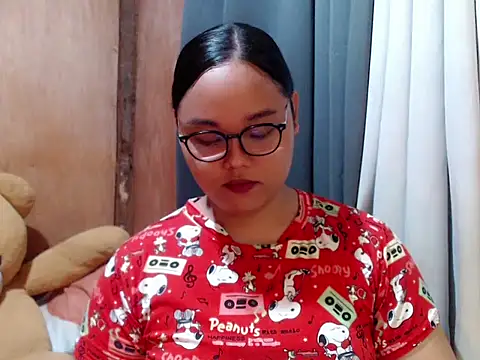  Lylia online show from 12-20-25, 06:20