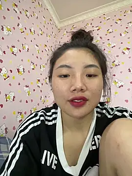 D2sweet online show from 11-17-25, 05:08