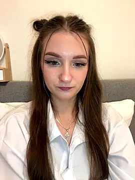 AdelinaEmber online show from 11-18-25, 11:47