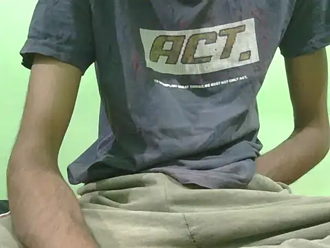 rockyy23boy online show from 12-21-25, 04:03