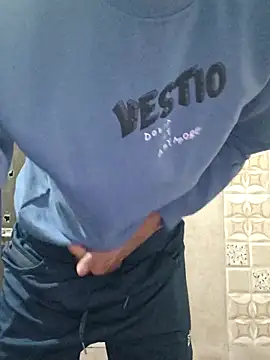 rockyy23boy online show from 03-07-26, 10:18