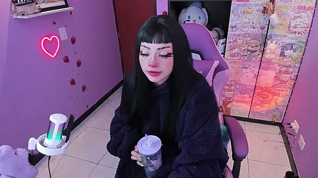 Vero Osb  online show from 10-29-25, 01:08