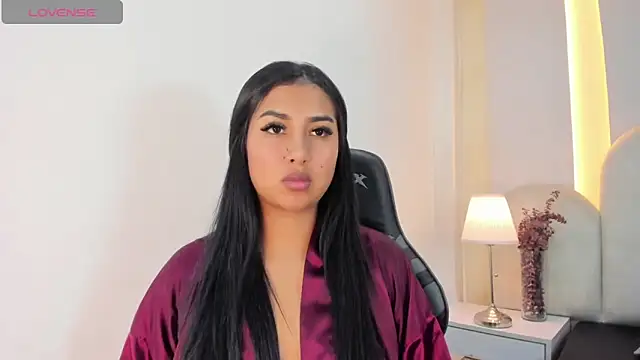 SalomeeBell online show from 12-17-25, 08:48