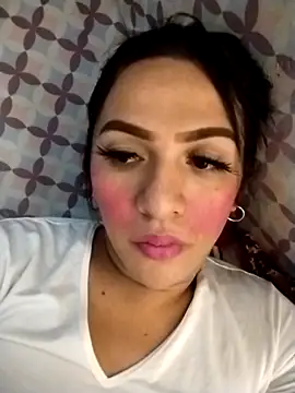 enoria1992 online show from 04-22-26, 02:47