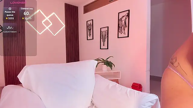 Miiaa jones online show from 12-02-25, 01:05