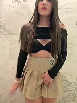 Isabella21  online show from 10-05-25, 10:29