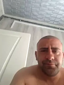 Snapshot of Heyman17 chatting on 09-20-25, 08:48 Heyman17 online show from 09-20-25, 08:48