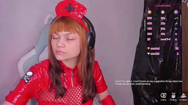 Snapshot of experimentx07alien chatting on 11-09-25, 06:01 experimentx07alien online show from 11-09-25, 06:01