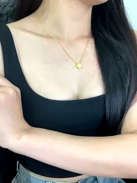 JennyQueen18 online show from 10-22-25, 04:24