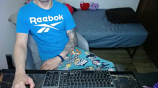 Snapshot of bossking017 chatting on 02-16-25, 12:41 bossking017 online show from 02-16-25, 12:41