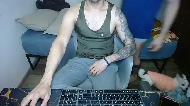 Snapshot of bossking017 chatting on 03-13-25, 03:22 bossking017 online show from 03-13-25, 03:22