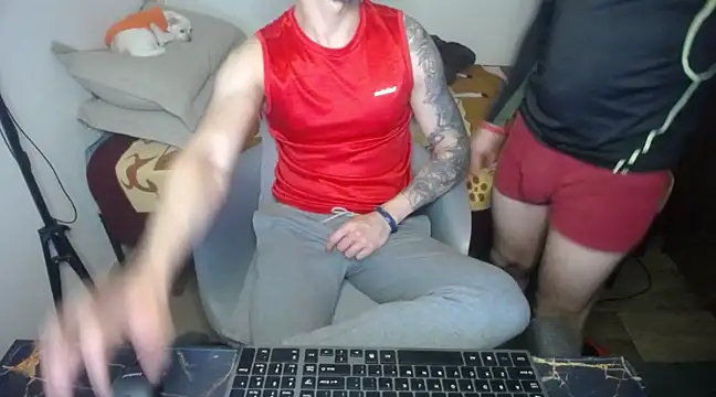 Snapshot of bossking017 chatting on 03-19-25, 11:47 bossking017 online show from 03-19-25, 11:47