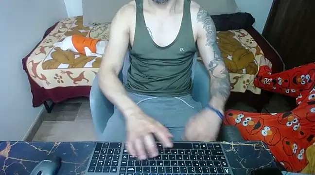 Snapshot of bossking017 chatting on 03-21-25, 09:34 bossking017 online show from 03-21-25, 09:34