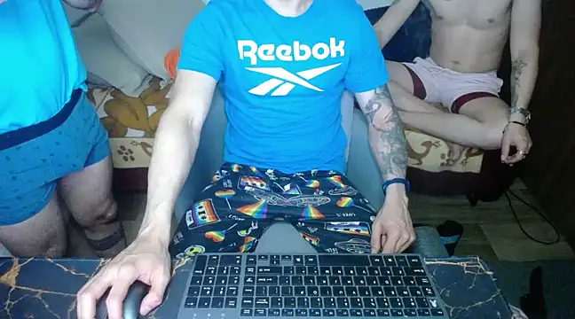 Snapshot of bossking017 chatting on 03-22-25, 03:30 bossking017 online show from 03-22-25, 03:30