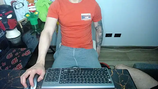 Snapshot of bossking017 chatting on 09-22-25, 06:37 bossking017 online show from 09-22-25, 06:37