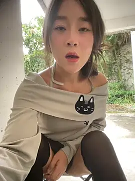 Snapshot of Xiao-meng66 chatting on 10-16-25, 02:01 Xiao-meng66 online show from 10-16-25, 02:01
