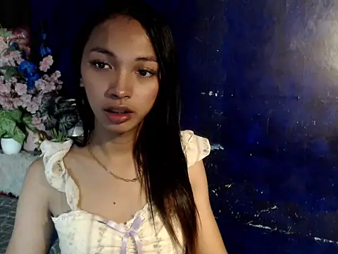 Snapshot of Simi_Ipit chatting on 04-25-26, 03:31 Simi Ipit online show from 04-25-26, 03:31