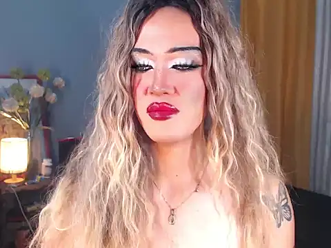 AleinaCroft online show from 11-19-25, 02:44