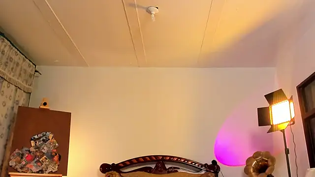 nonbinaryangel online show from 05-22-26, 01:35
