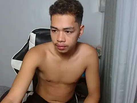 curlyasian njxx online show from 06-16-26, 08:00
