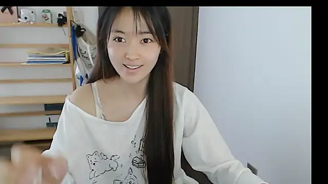 Mimi-cnbaby online show from 04-17-26, 05:21