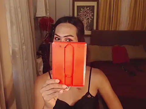 Nathalieheartt online show from 04-21-26, 02:51