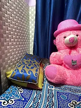 Hot Jaanvi  online show from 04-04-26, 09:07