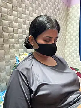 Hot Jaanvi  online show from 07-18-26, 04:27