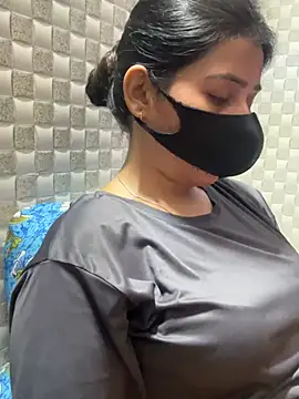 Hot Jaanvi  online show from 07-21-26, 04:09