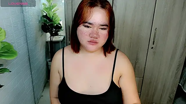 Snapshot of CarlaFuta chatting on 09-26-25, 08:35 CarlaFuta online show from 09-26-25, 08:35