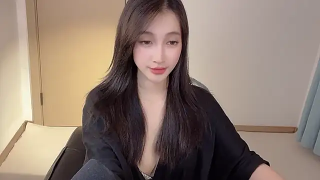 Seraphina-se online show from 10-12-25, 04:17