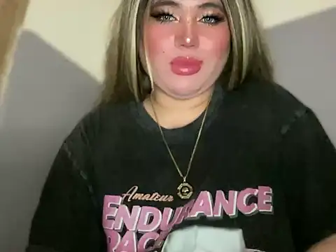 Naughtyrosecum online show from 11-18-25, 04:11