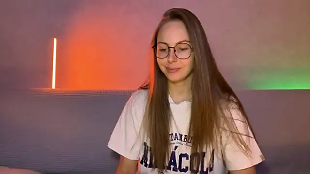 Oralaa1 online show from 02-11-26, 06:13