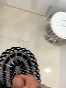 Snapshot of Teyxa19cm chatting on 10-08-25, 04:15 Teyxa19cm online show from 10-08-25, 04:15