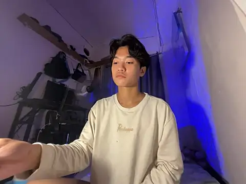 ur little secret online show from 12-21-25, 03:52