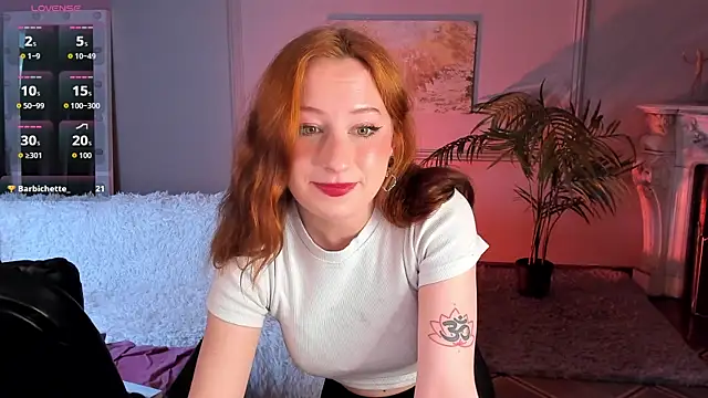 Snapshot of Violet_Griffen chatting on 05-07-26, 03:50 Violet Griffen online show from 05-07-26, 03:50