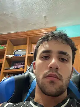 aavrdvh33 online show from 09-30-25, 12:26