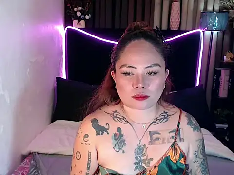 Snapshot of EstellaStarXxx chatting on 05-25-26, 04:02 EstellaStarXxx online show from 05-25-26, 04:02