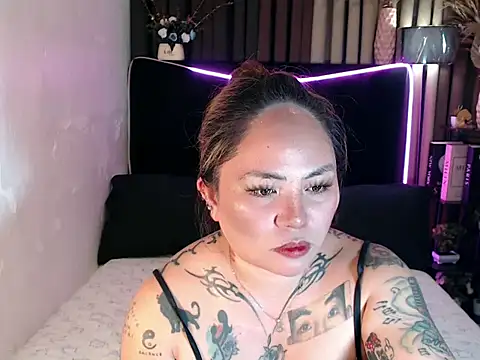 Snapshot of EstellaStarXxx chatting on 06-06-26, 04:44 EstellaStarXxx online show from 06-06-26, 04:44