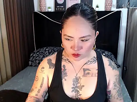 Snapshot of EstellaStarXxx chatting on 07-11-26, 08:06 EstellaStarXxx online show from 07-11-26, 08:06