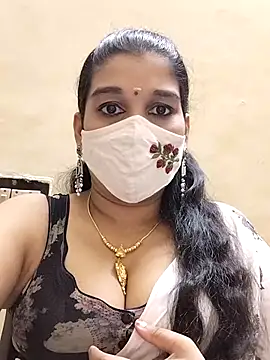 Snapshot of amelia-rani chatting on 06-12-26, 12:26 amelia-rani online show from 06-12-26, 12:26