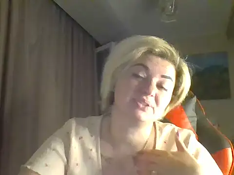 Wymini online show from 09-13-25, 02:00