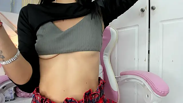 Mhia Sweet  online show from 09-30-25, 02:00