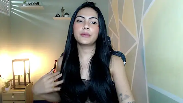 Snapshot of Pretty_mica chatting on 03-05-26, 10:22 Pretty mica online show from 03-05-26, 10:22