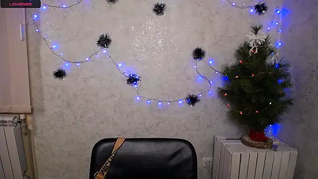 AmandaDimond  online show from 12-14-25, 12:54