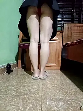 SexyQueen99 online show from 01-12-26, 09:42