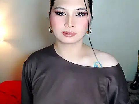 NaomiSmall online show from 01-08-26, 08:27