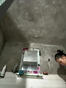 ThiHa003 online show from 12-18-25, 12:55