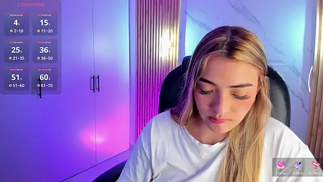 KYLIE JONES6 online show from 11-24-25, 03:06